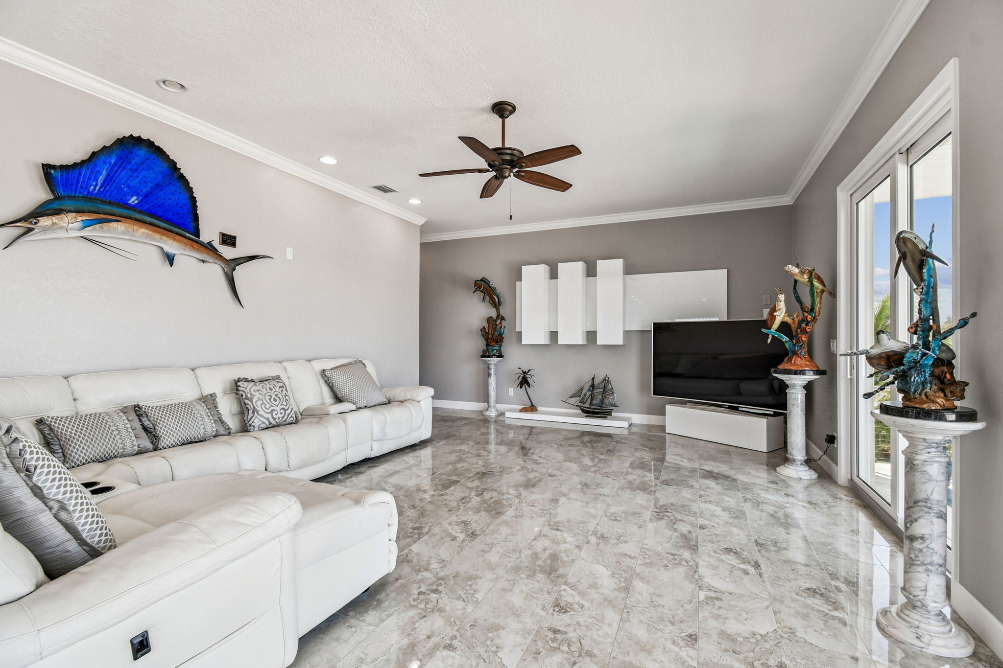 Madeira Beach, Florida, 33708, United States, 6 Bedrooms Bedrooms, ,6 BathroomsBathrooms,Residential,For Sale,1975666