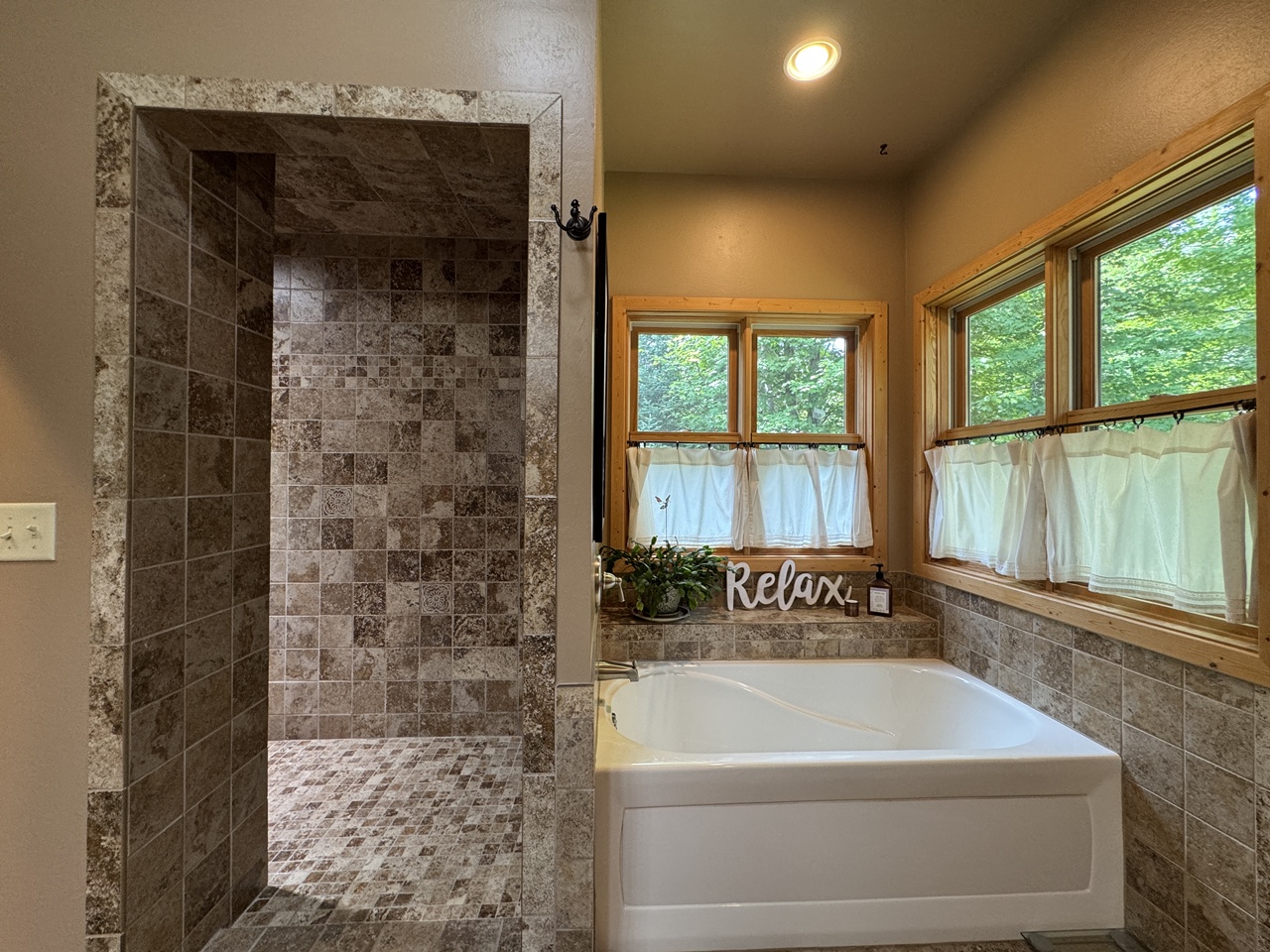 Mercer, Wisconsin, 54547, United States, 32 Bedrooms Bedrooms, ,1 BathroomBathrooms,Residential,For Sale,1872742