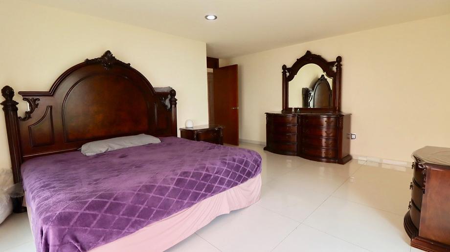 Morelia, Michoacán de Ocampo, 58270, Mexico, 5 Bedrooms Bedrooms, ,4 BathroomsBathrooms,Residential,For Sale,1918215