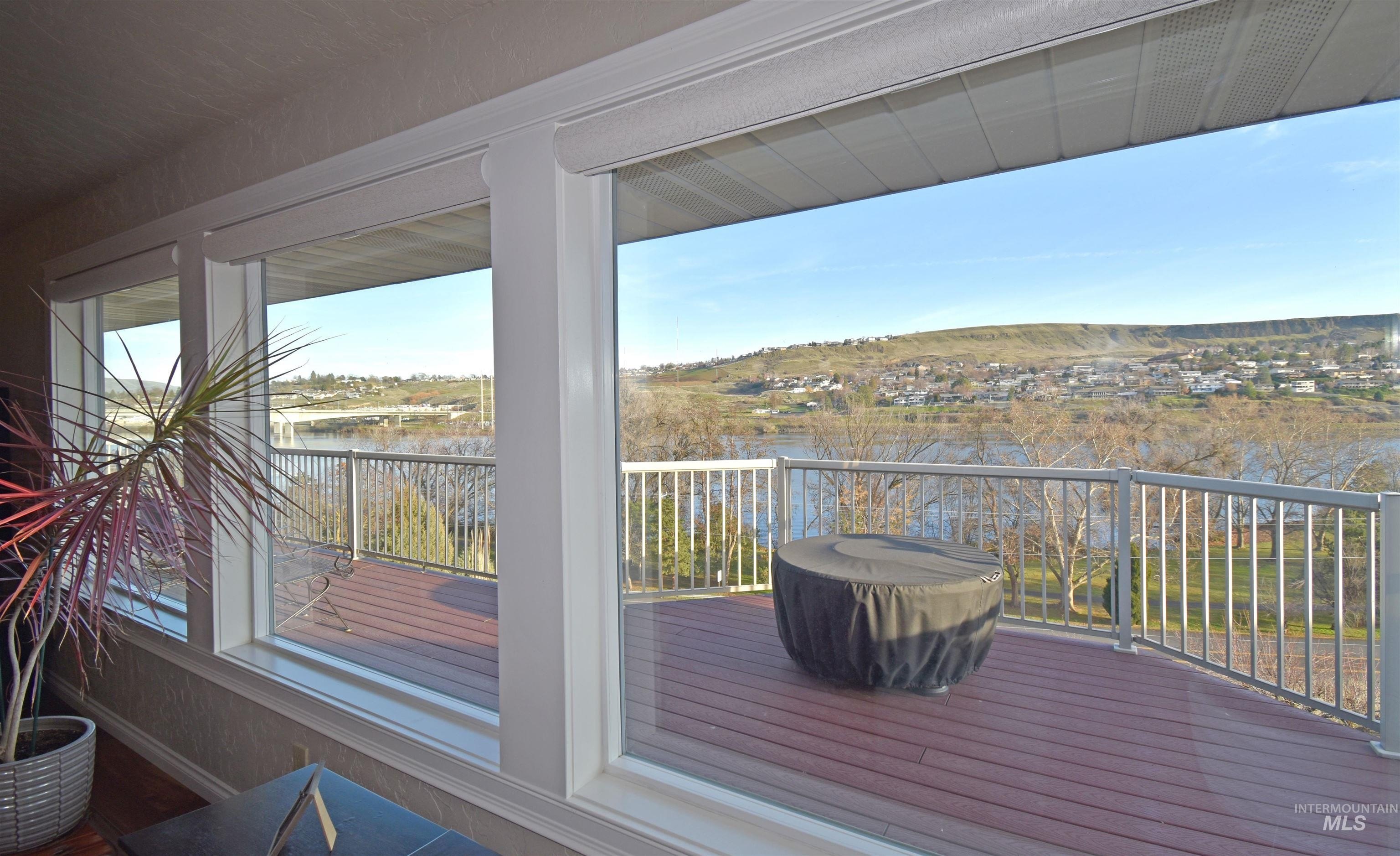 Clarkston, Washington, 99403, United States, 4 Bedrooms Bedrooms, ,2 BathroomsBathrooms,Residential,For Sale,2011343