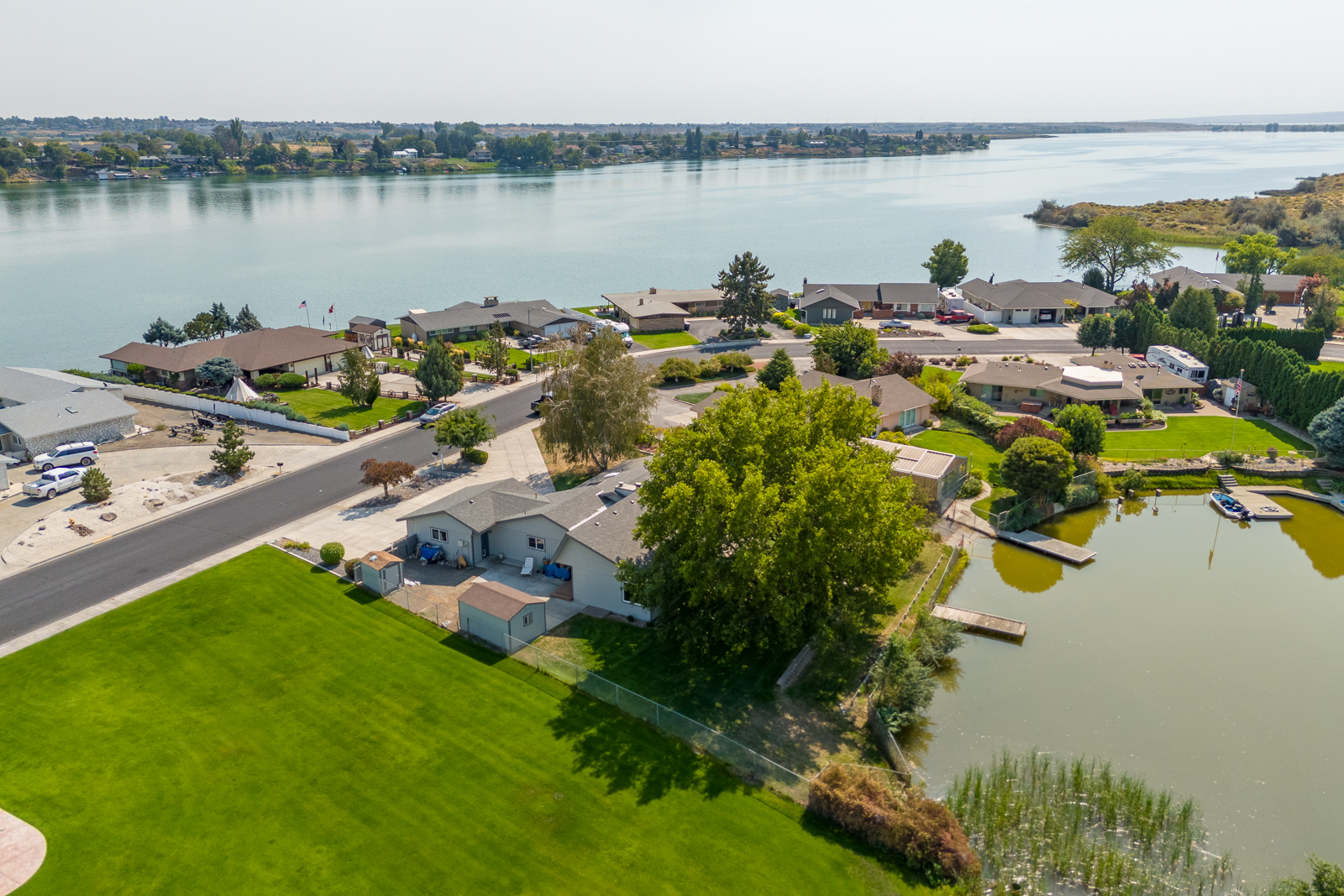 Moses Lake, Washington, 98837, United States, 3 Bedrooms Bedrooms, ,2 BathroomsBathrooms,Residential,For Sale,1915688