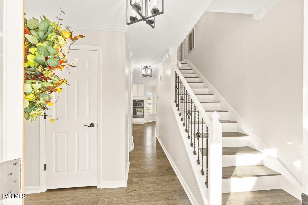 Gray, Tennessee, 37615, United States, 4 Bedrooms Bedrooms, ,3 BathroomsBathrooms,Residential,For Sale,1979136