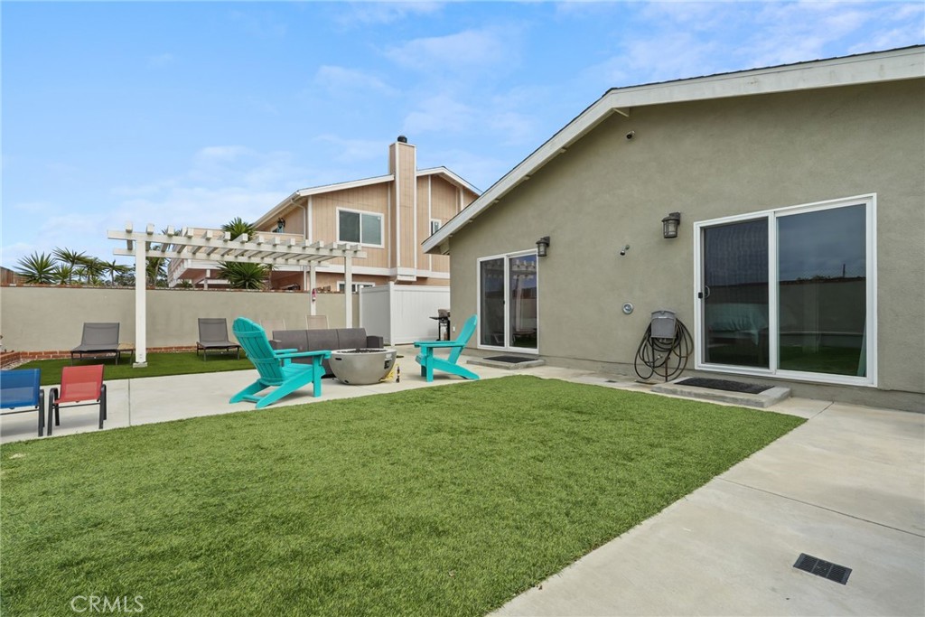 Oxnard, California, 93035, United States, 5 Bedrooms Bedrooms, ,1 BathroomBathrooms,Residential,For Sale,1847302