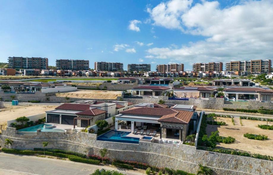 Via de Niza, Los Cabos, Baja California Sur, 23456, Mexico, 4 Bedrooms Bedrooms, ,4 BathroomsBathrooms,Residential,For Sale,Via de Niza,1640124