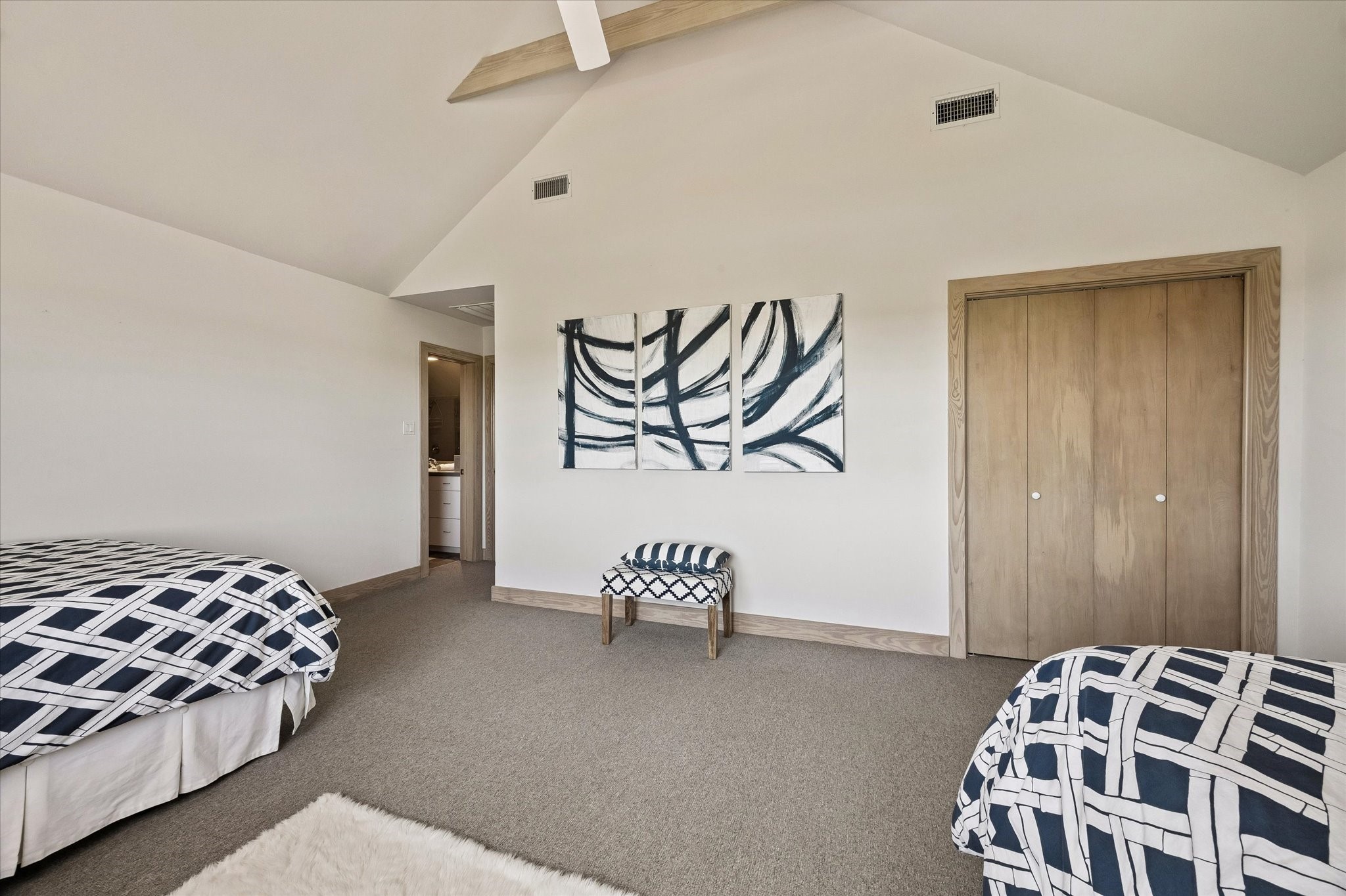  14055 Grambo Boulevard - 物件實景