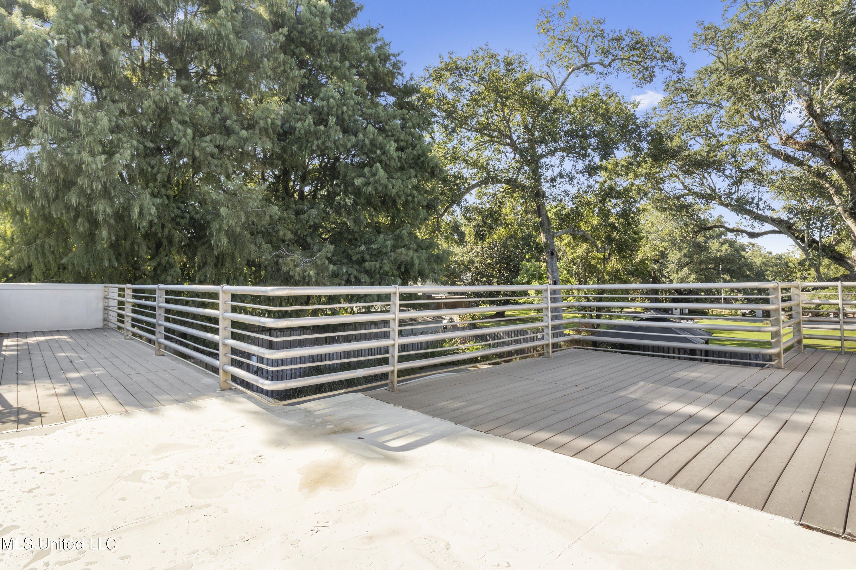 Gulfport, Mississippi, 39507, United States, 4 Bedrooms Bedrooms, ,4 BathroomsBathrooms,Residential,For Sale,1974539