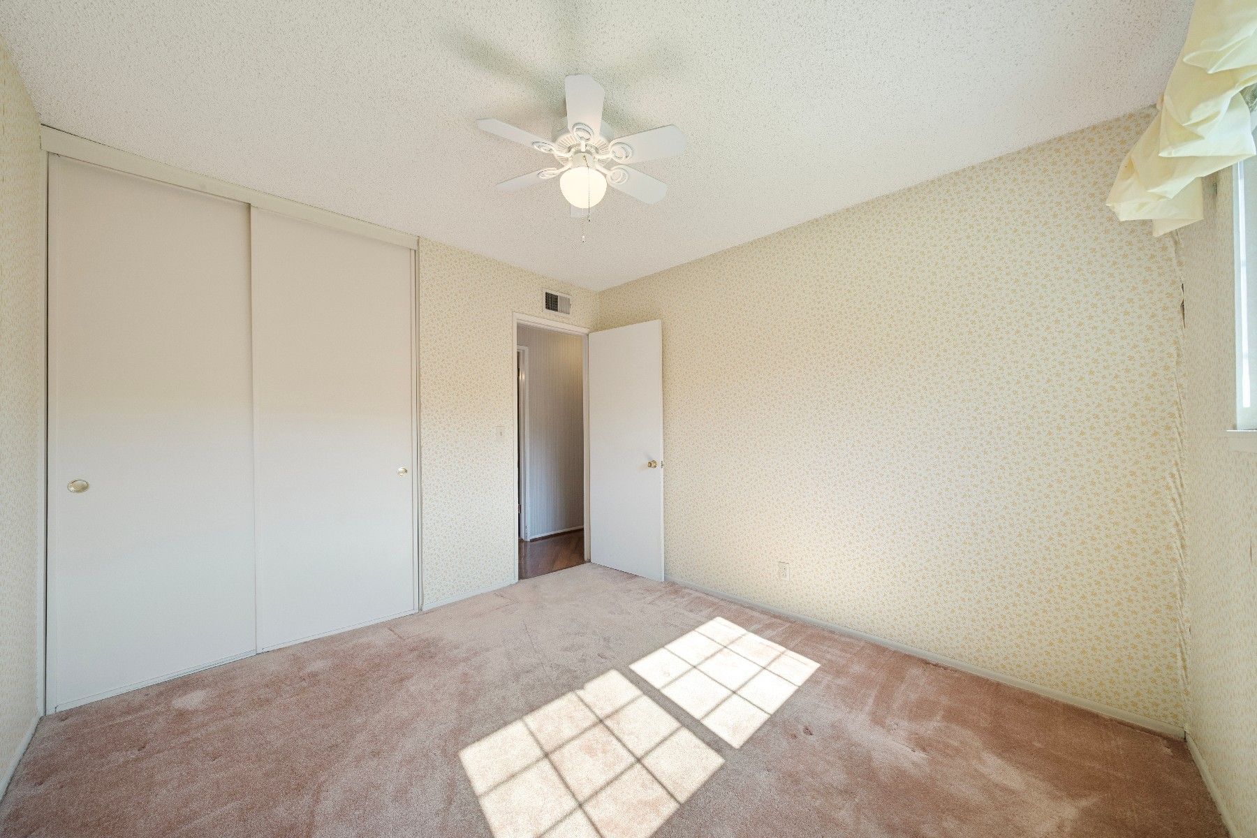  1738 Tuffree Boulevard, Placentia, CA 92870 - 物件實景