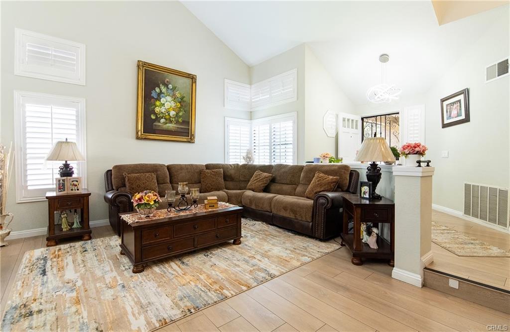 La Puente, California, 91746, United States, 5 Bedrooms Bedrooms, ,3 BathroomsBathrooms,Residential,For Sale,1899996
