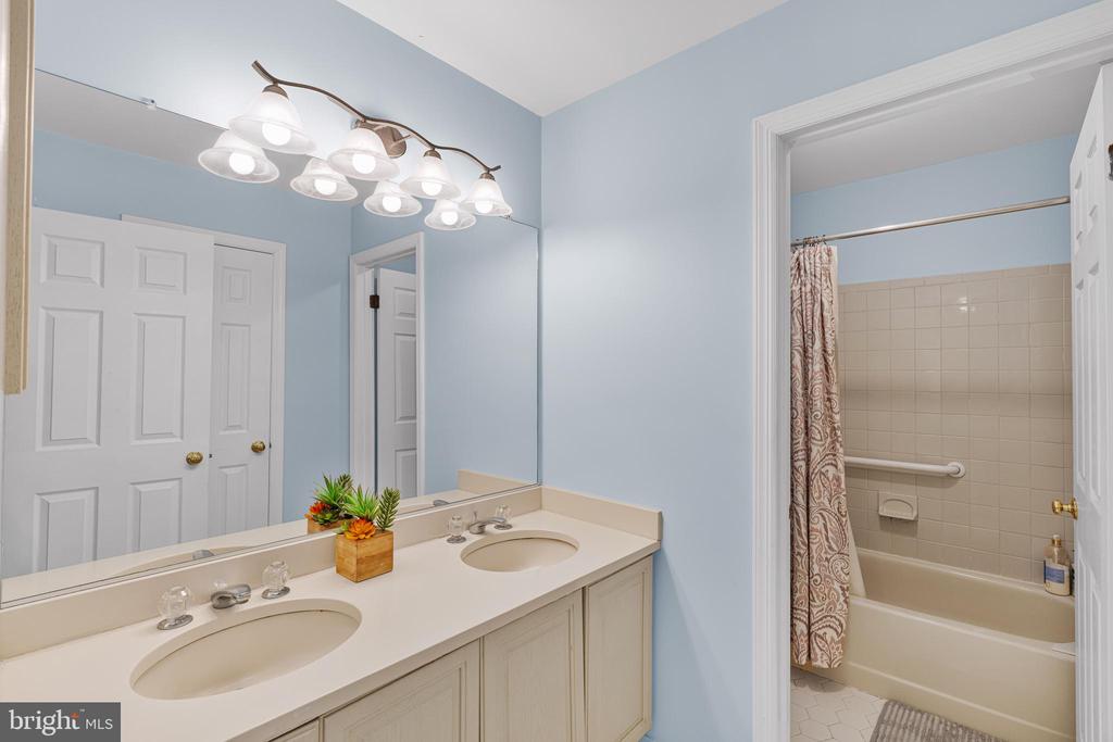Plainsboro, New Jersey, 08536, United States, 4 Bedrooms Bedrooms, ,3 BathroomsBathrooms,Residential,For Sale,1922376