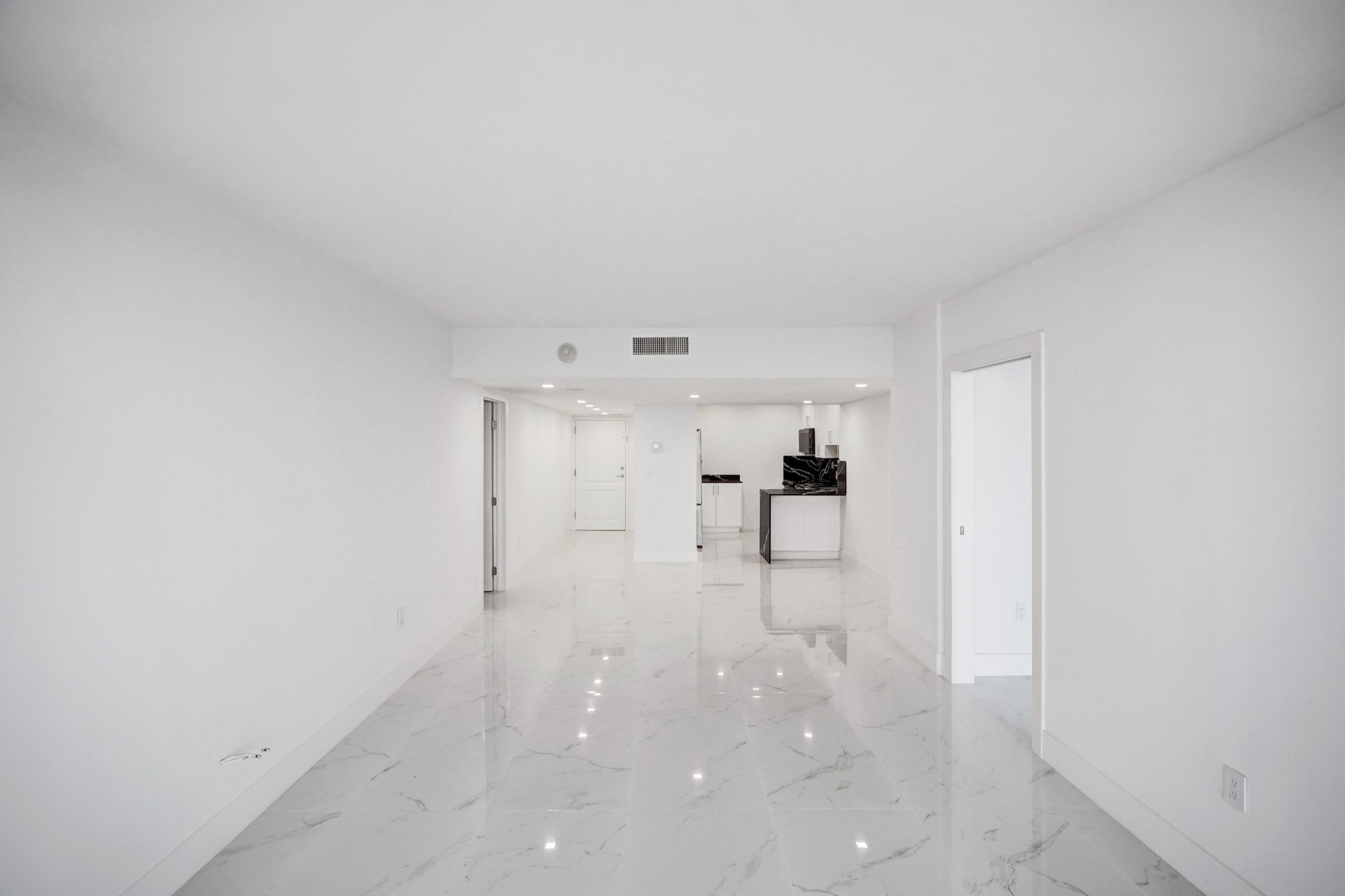  3625 N Country Club Dr, Aventura, FL, 33180 - 物件實景