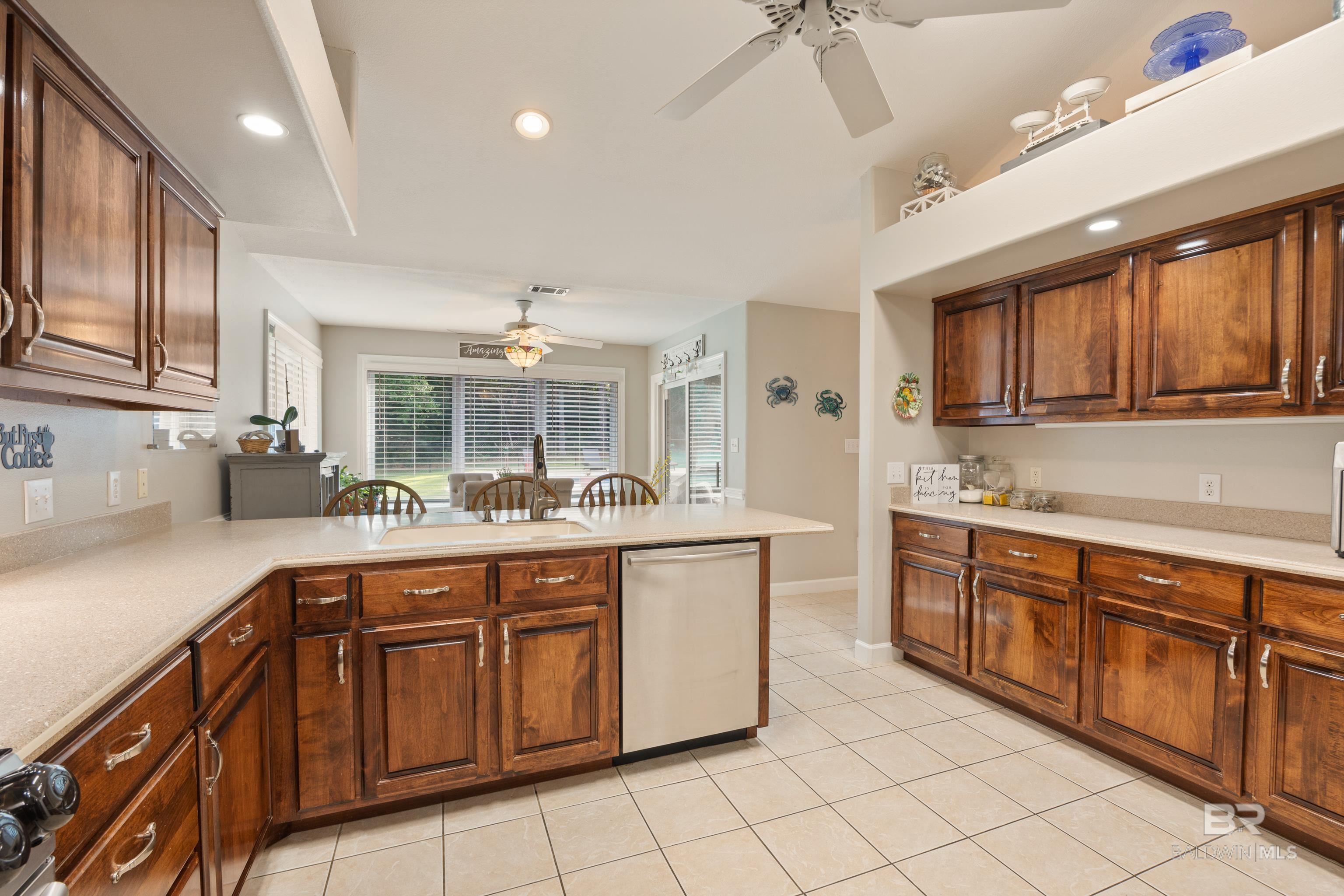 Lillian, Alabama, 36549, United States, 3 Bedrooms Bedrooms, ,2 BathroomsBathrooms,Residential,For Sale,1846545