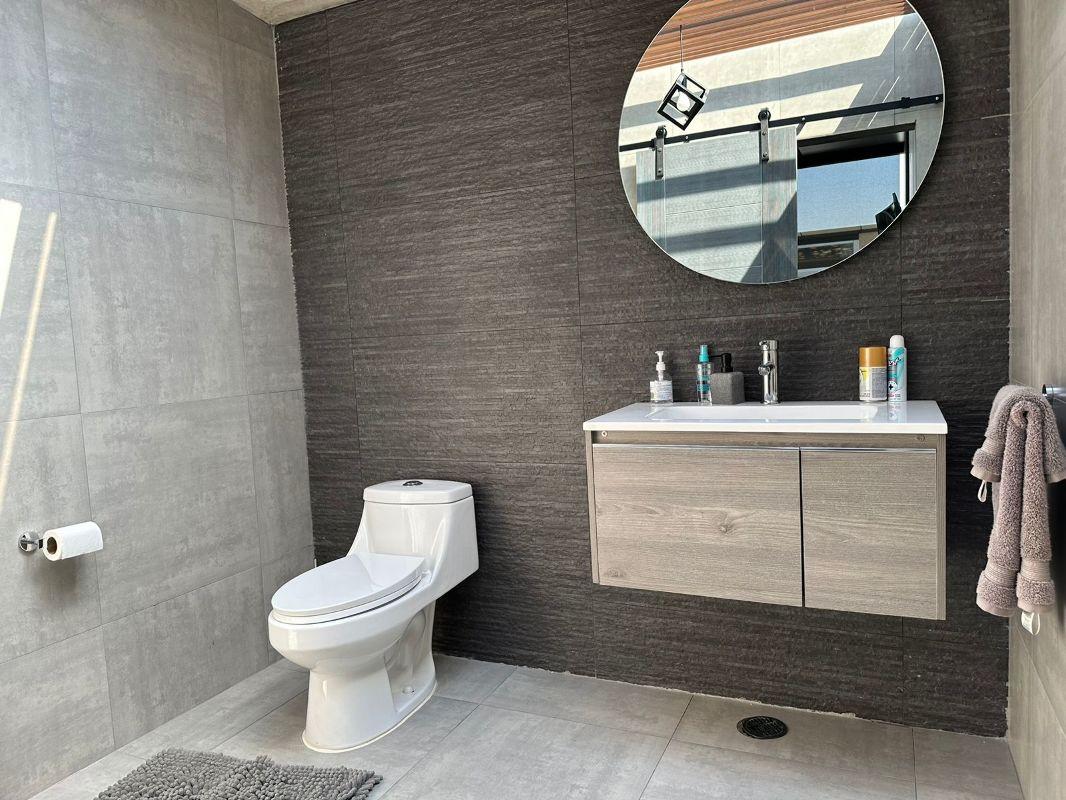 Niebla, Tlalnepantla de Baz, Estado de México, 54080, Mexico, 3 Bedrooms Bedrooms, ,3 BathroomsBathrooms,Residential,For Sale,Niebla,1626497