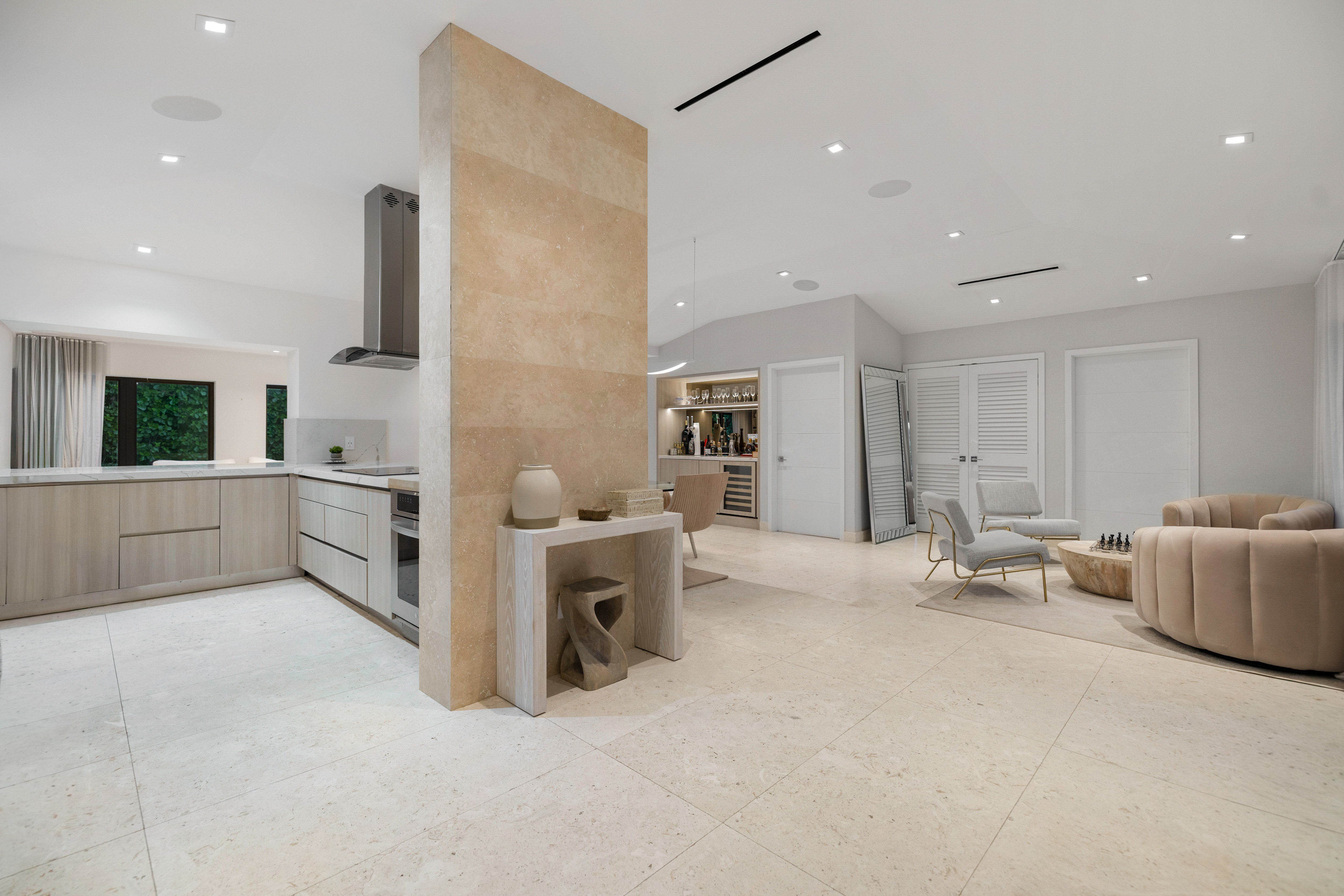  771 Fairway Dr, Miami Beach, FL, 33141 - 物件實景