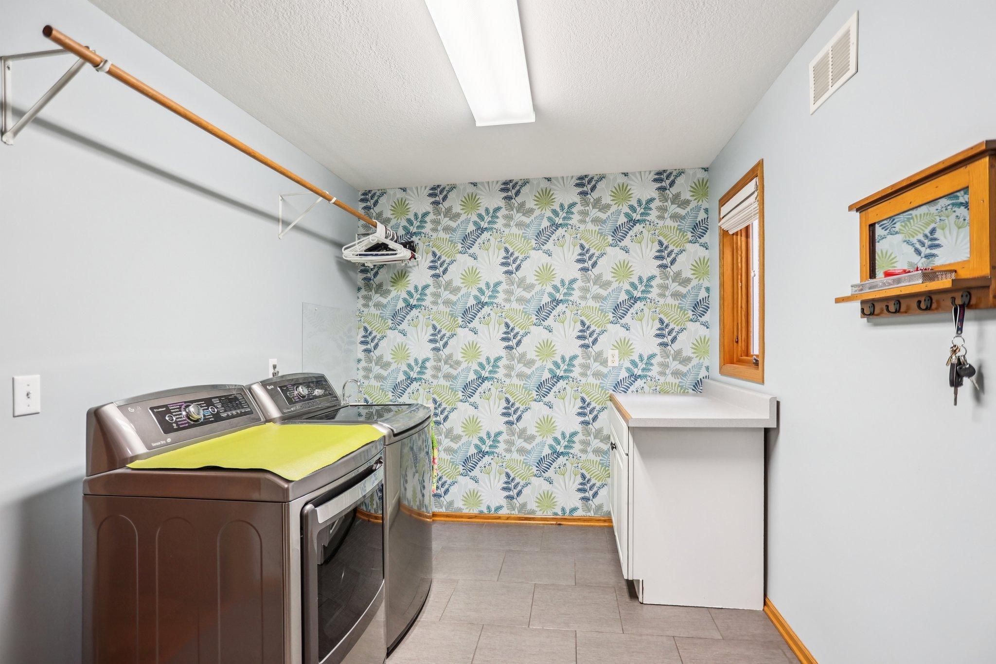 Blaine, Minnesota, 55449, United States, 4 Bedrooms Bedrooms, ,3 BathroomsBathrooms,Residential,For Sale,1940796