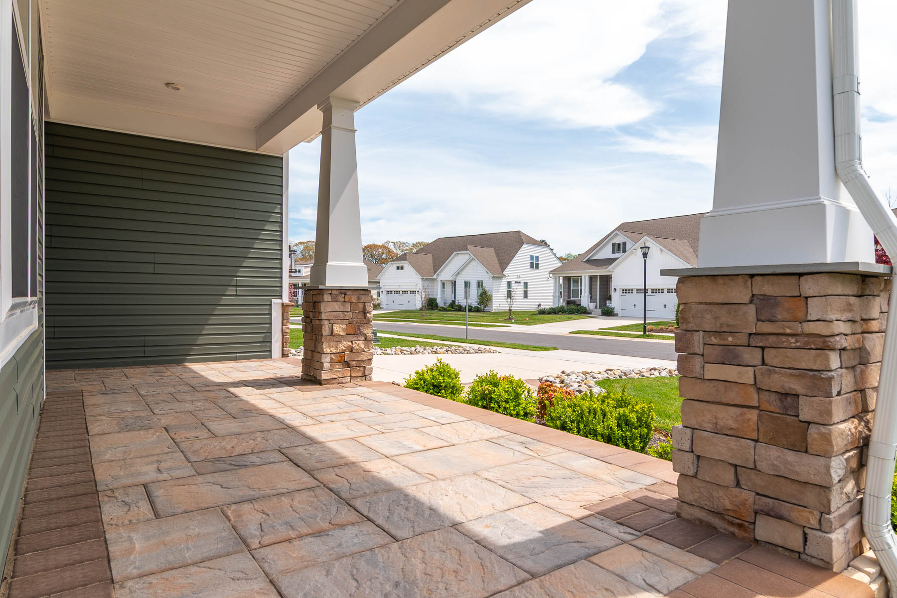  25087 Treeview Lane - 物件實景