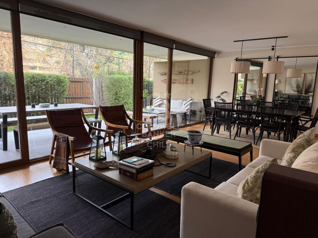 Lo Barnechea, Chile, 4 Bedrooms Bedrooms, ,3 BathroomsBathrooms,Residential,For Sale,1949822