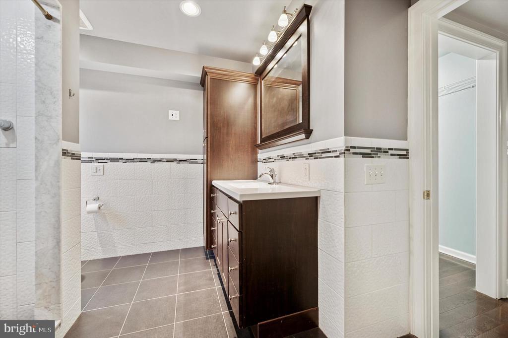 Philadelphia, Pennsylvania, 19125, United States, 4 Bedrooms Bedrooms, ,3 BathroomsBathrooms,Residential,For Sale,1836902