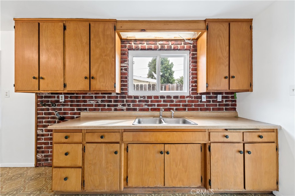 La Puente, California, 91744, United States, 4 Bedrooms Bedrooms, ,1 BathroomBathrooms,Residential,For Sale,1916074