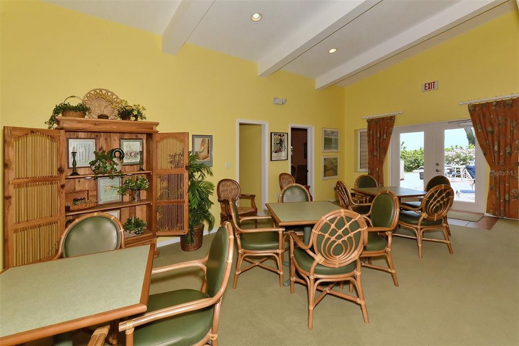 Longboat Key, Florida, 34228, United States, 2 Bedrooms Bedrooms, ,2 BathroomsBathrooms,Residential,For Sale,1989062