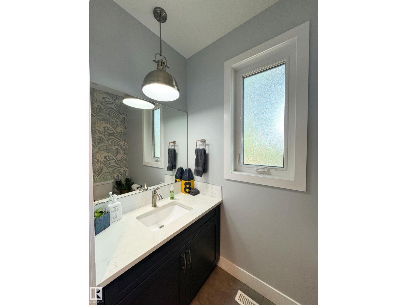 EDMONTON, Alberta, T5R 1G7, CA, 4 Bedrooms Bedrooms, ,2 BathroomsBathrooms,Residential,For Sale,1911757