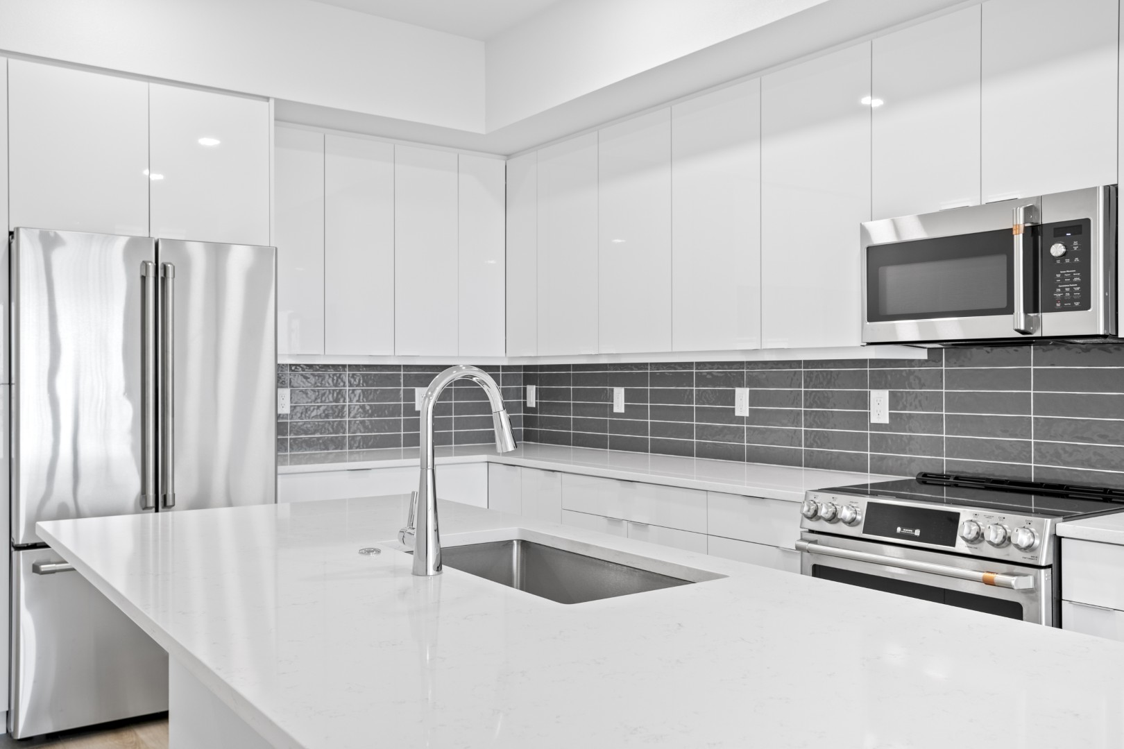 400 150th Ave # 304, Madeira Beach, Florida, 33708, United States, 3 Bedrooms Bedrooms, ,3 BathroomsBathrooms,Residential,For Sale,400 150th Ave # 304,1407196