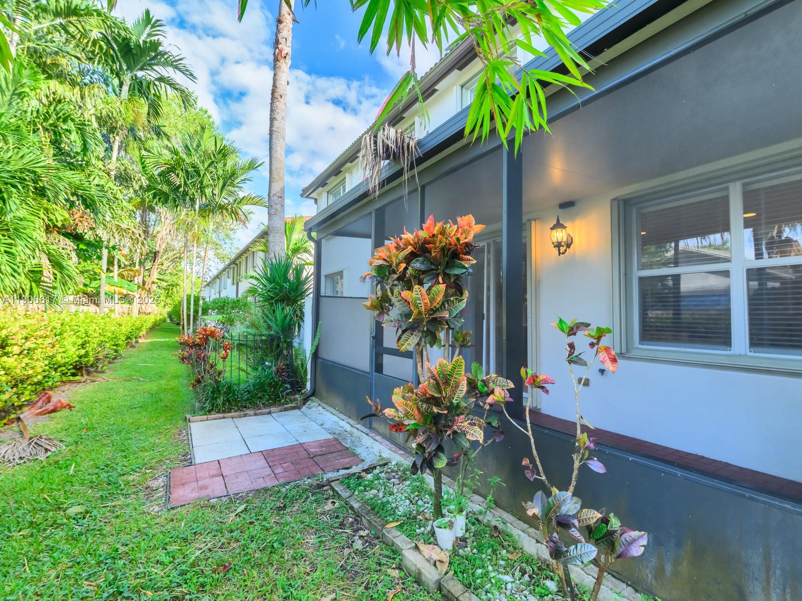 Cooper City, Florida, 33328, United States, 3 Bedrooms Bedrooms, ,3 BathroomsBathrooms,Residential,For Sale,1984666