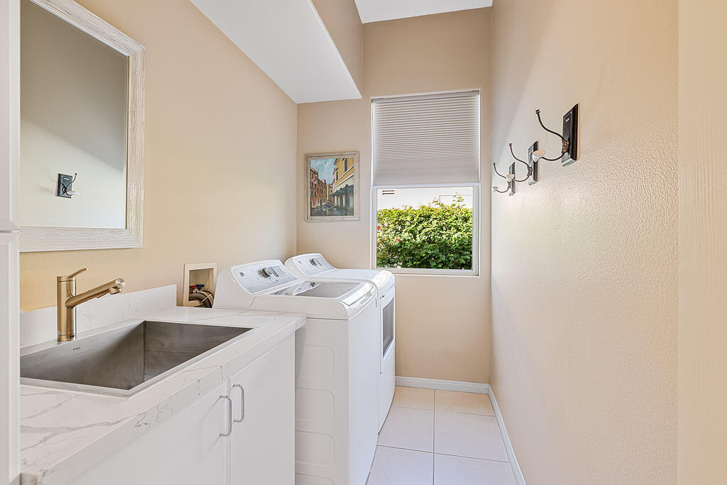 Rancho Mirage, California, 92270, United States, 3 Bedrooms Bedrooms, ,3 BathroomsBathrooms,Residential,For Sale,1729284