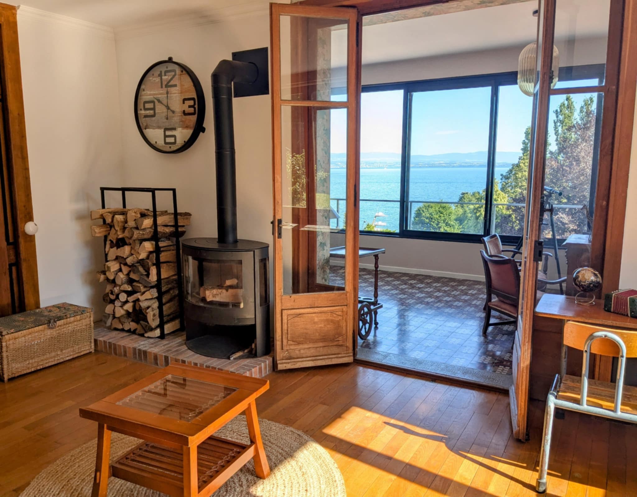  EVIAN LES BAINS FULLY RENOVATED APARTMENT WITH VIEW ON THE LAKE - 物件實景