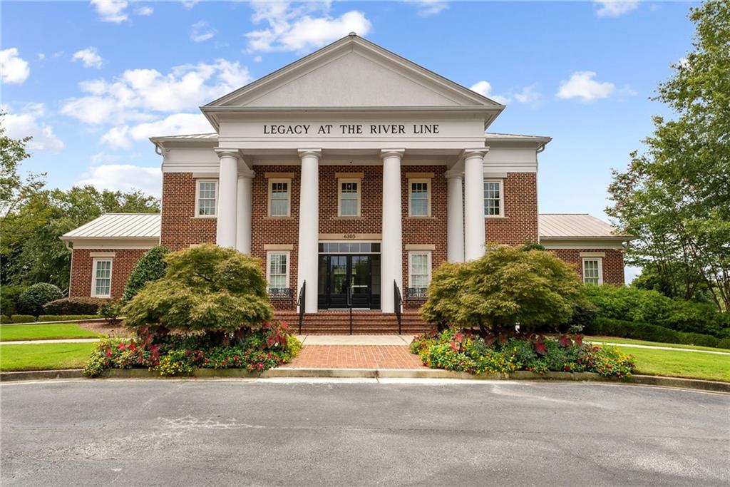 Mableton, Georgia, 30126, United States, 5 Bedrooms Bedrooms, ,4 BathroomsBathrooms,Residential,For Sale,1924868