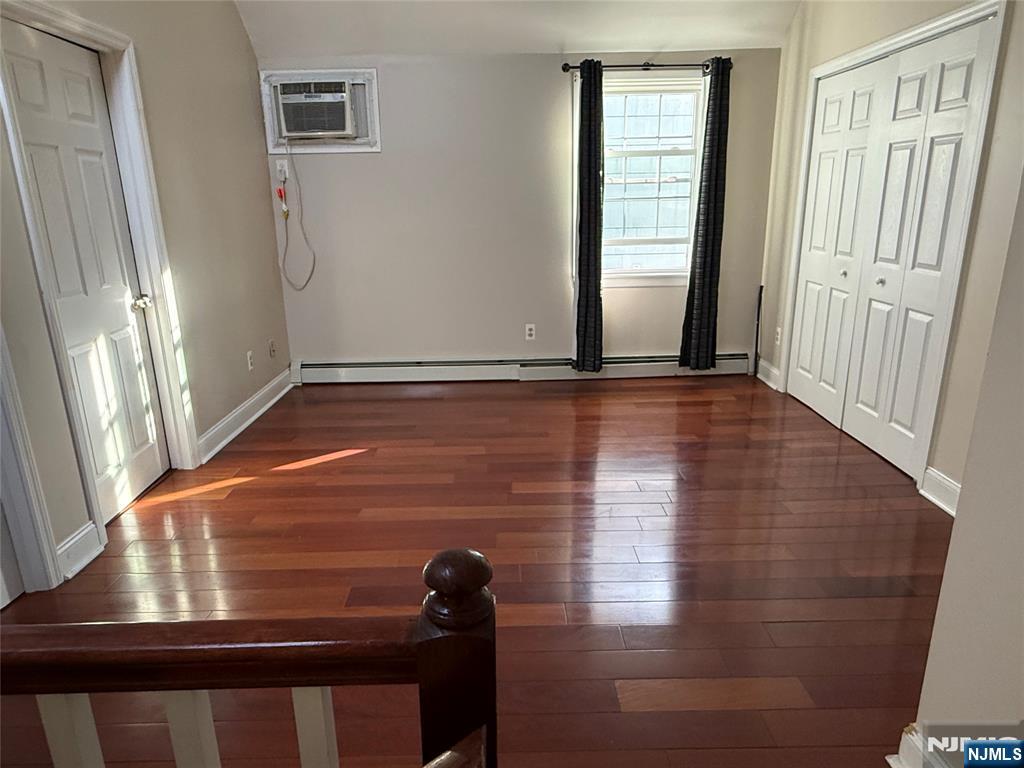 Kearny, New Jersey, 07032, United States, 3 Bedrooms Bedrooms, ,2 BathroomsBathrooms,Residential,For Sale,1927539