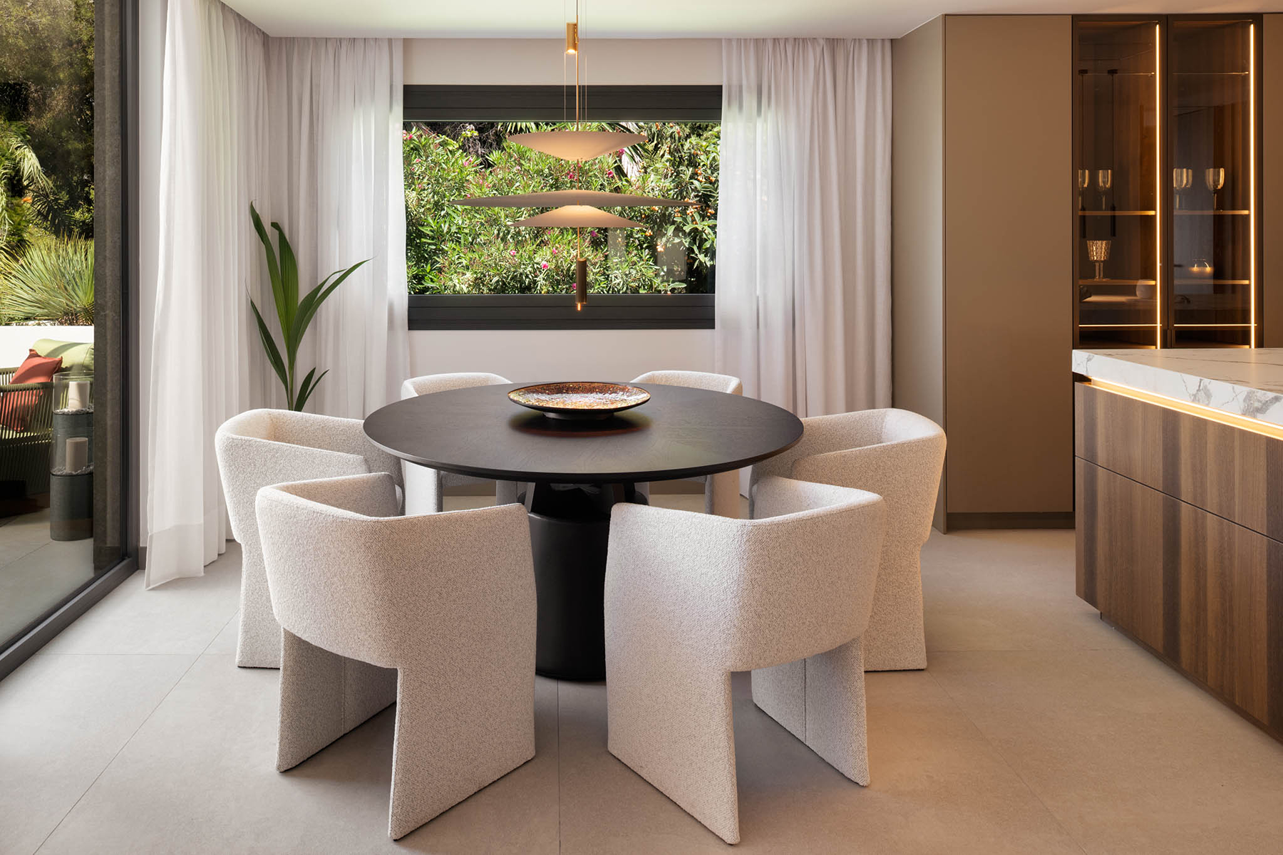  Renovated duplex penthouse with rooftop terrace on Marbella’s Golden Mile - 物件實景