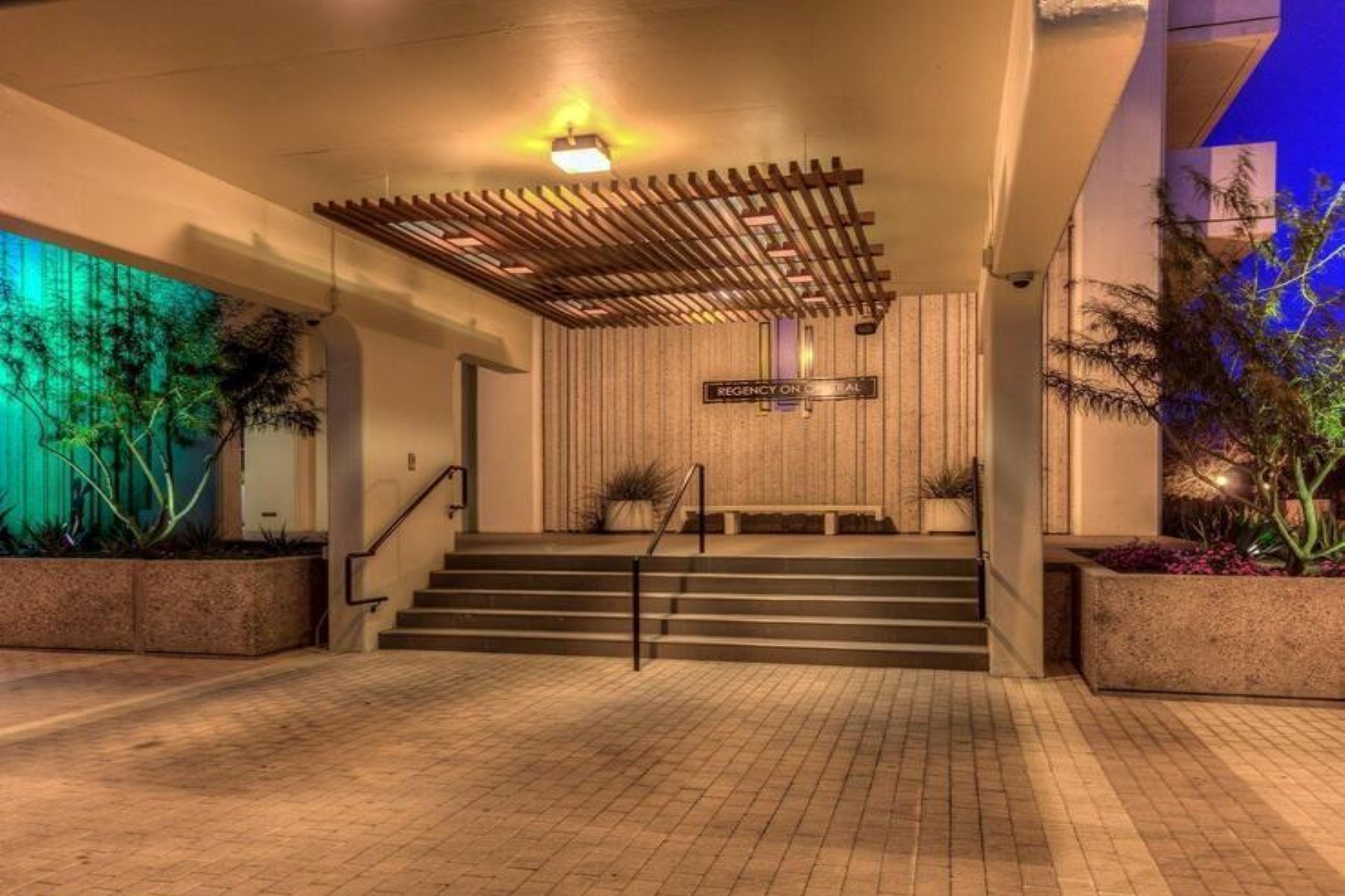  2323 N Central Ave¦Phoenix, AZ - 物件實景