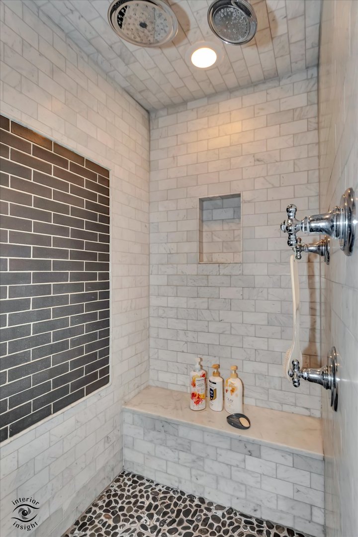 Frankfort, Illinois, 60423, United States, 3 Bedrooms Bedrooms, ,3 BathroomsBathrooms,Residential,For Sale,2005923