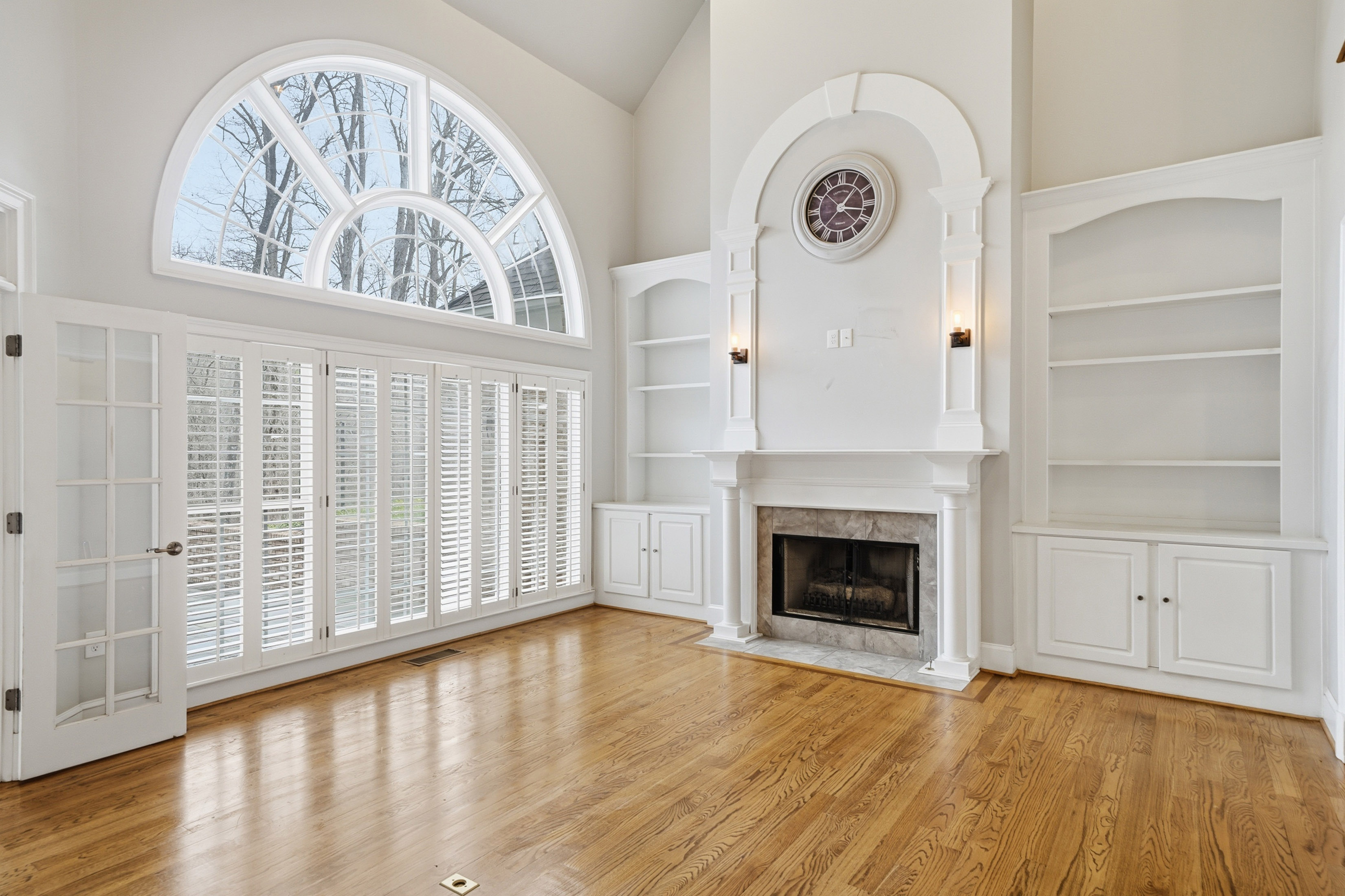  Luxury Craftsman Home in Premier Gated Community - 物件實景