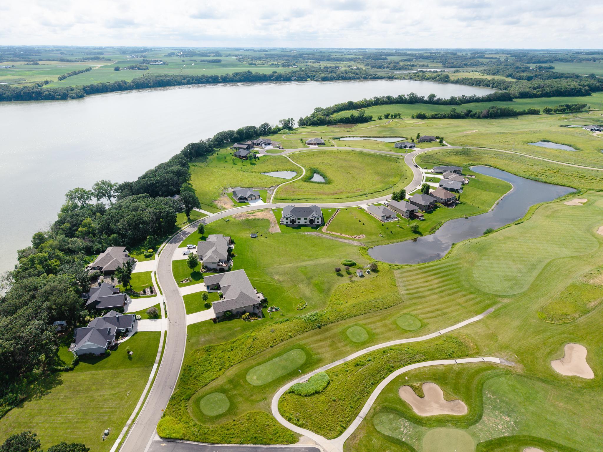 Albert Lea, Minnesota, 56007, United States, 4 Bedrooms Bedrooms, ,2 BathroomsBathrooms,Residential,For Sale,1978307