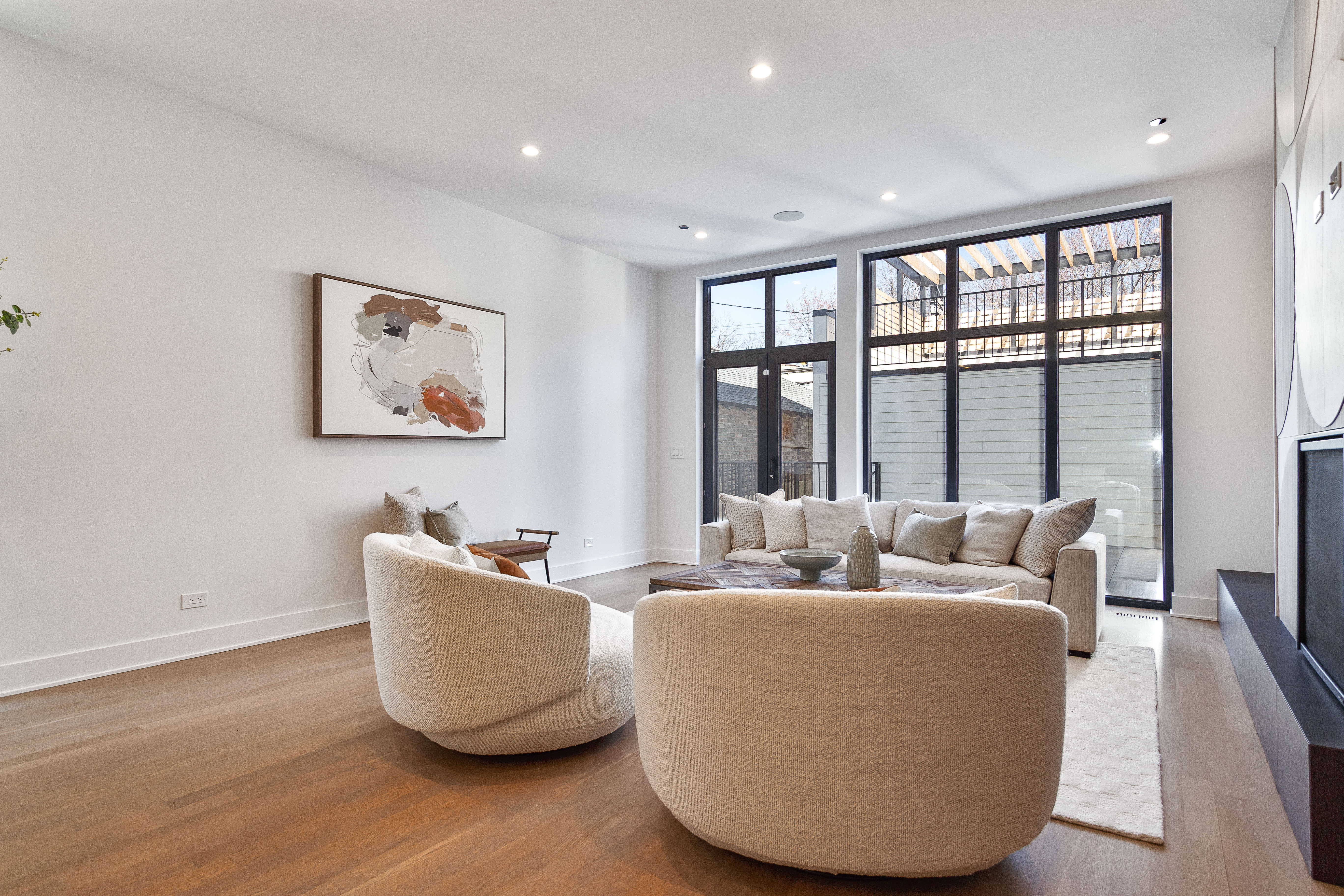  Distinguished New Construction Single-Family Home - 物件實景