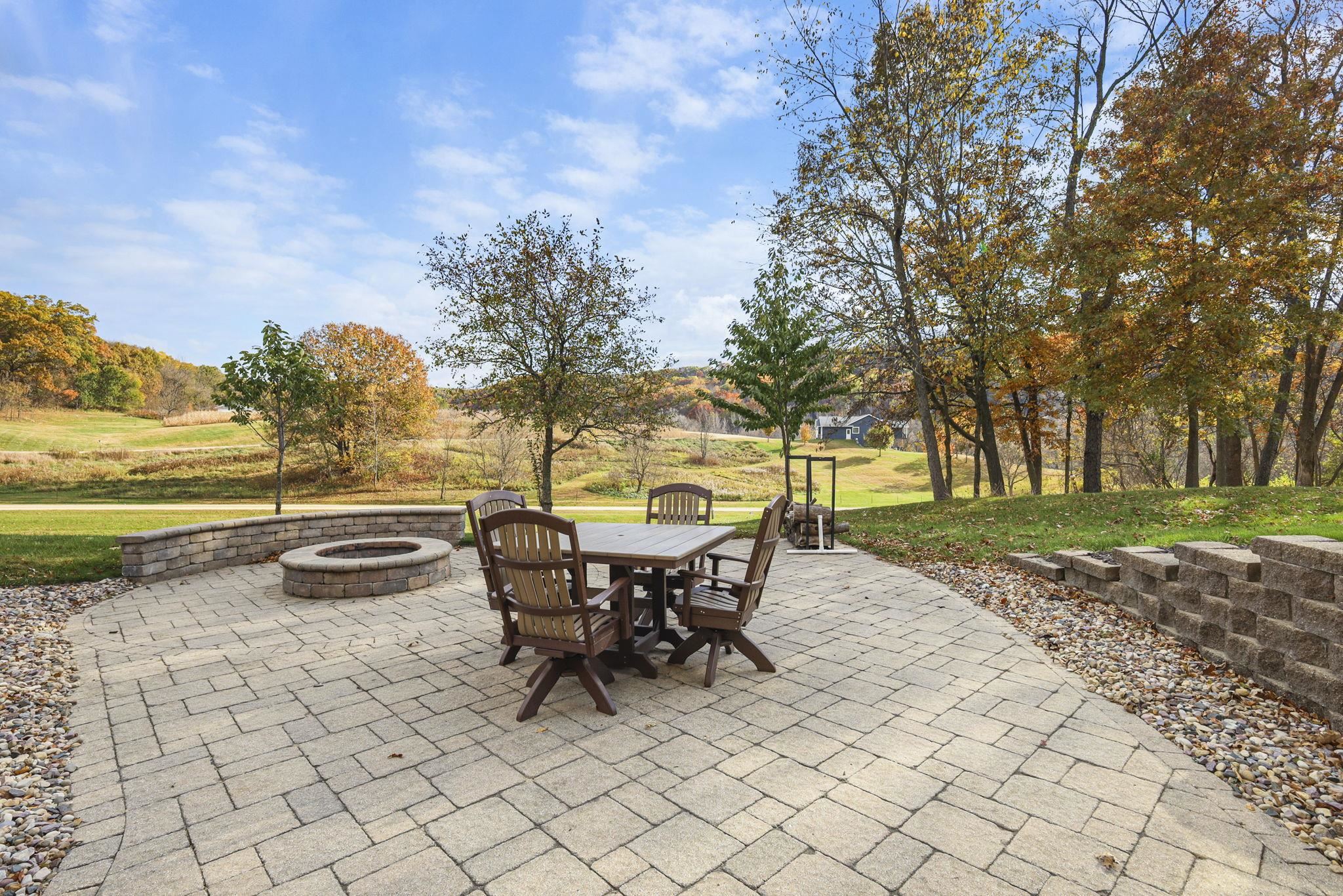 Barneveld, Wisconsin, 53507, United States, 3 Bedrooms Bedrooms, ,4 BathroomsBathrooms,Residential,For Sale,1986114