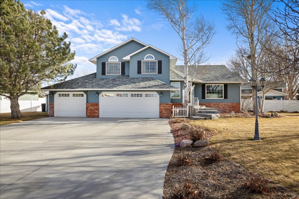 Billings, Montana, 59106, United States, 4 Bedrooms Bedrooms, ,3 BathroomsBathrooms,Residential,For Sale,2048330