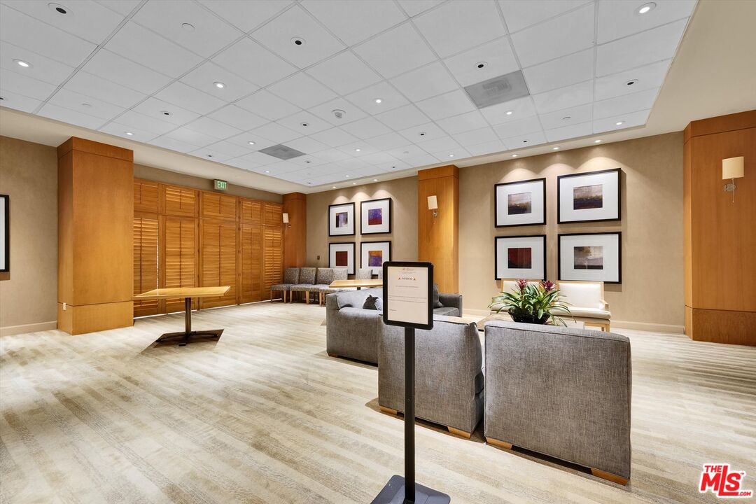 Los Angeles, California, 90024, United States, 2 Bedrooms Bedrooms, ,1 BathroomBathrooms,Residential,For Sale,1998471