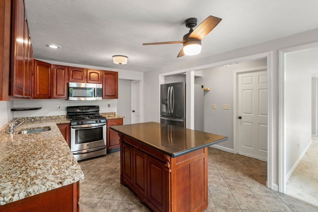 Norton, Massachusetts, 02766, United States, 3 Bedrooms Bedrooms, ,2 BathroomsBathrooms,Residential,For Sale,1925420