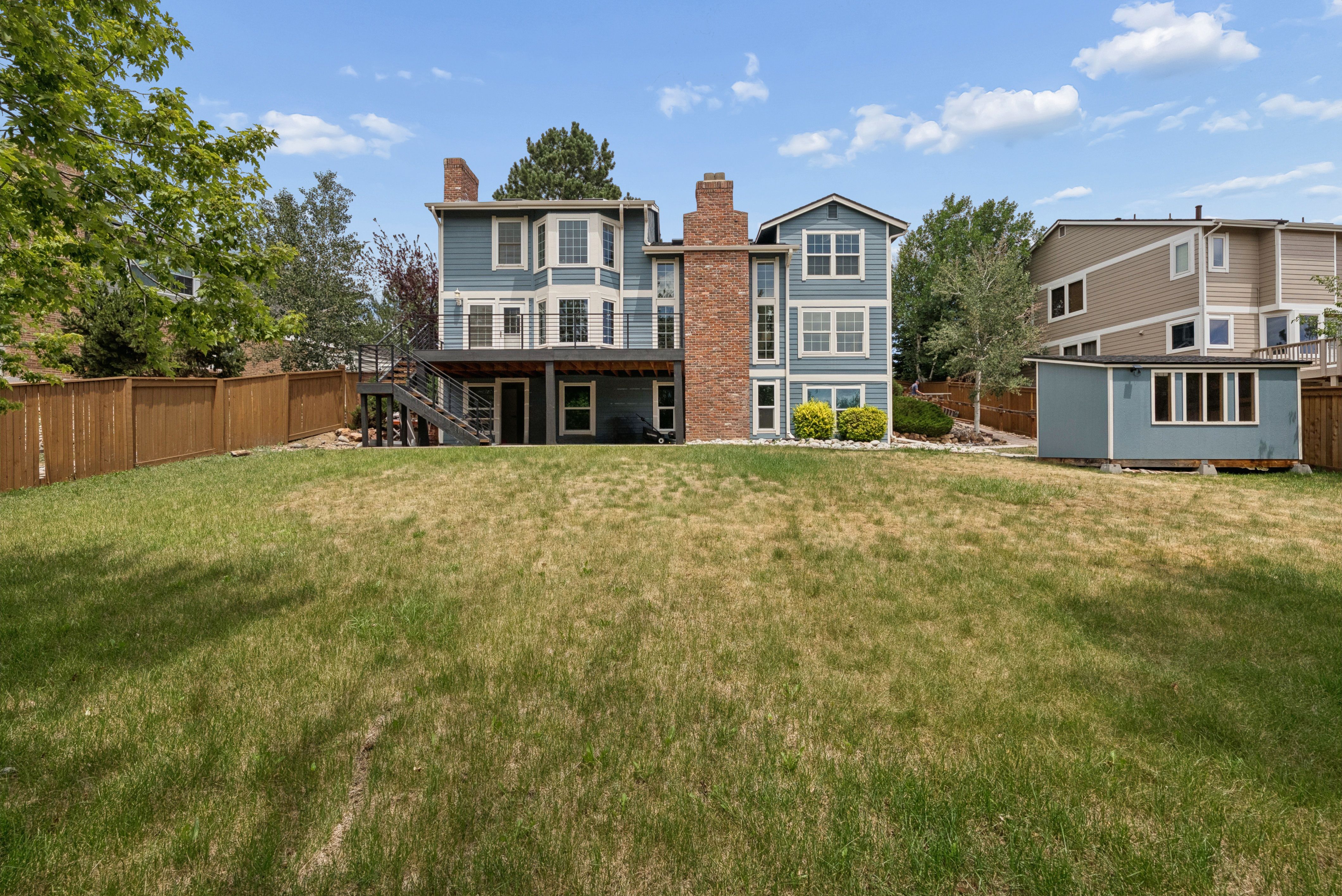  Nestled on a cul-de-sac in the sought-after Piney Creek neighborhood, - 物件實景