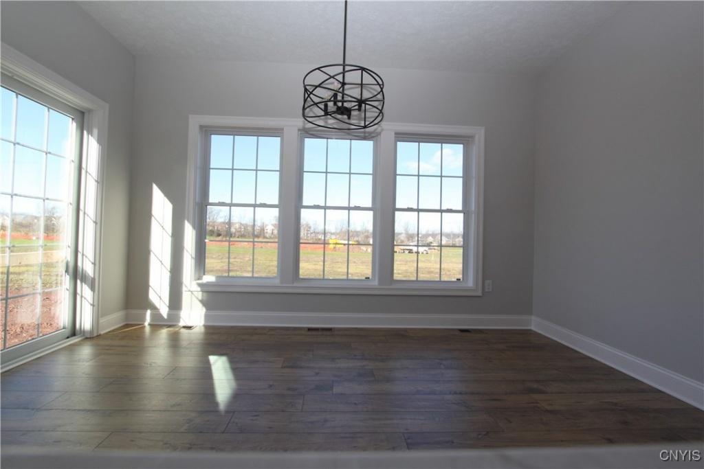 Baldwinsville, New York, 13027, United States, 4 Bedrooms Bedrooms, ,3 BathroomsBathrooms,Residential,For Sale,1686652