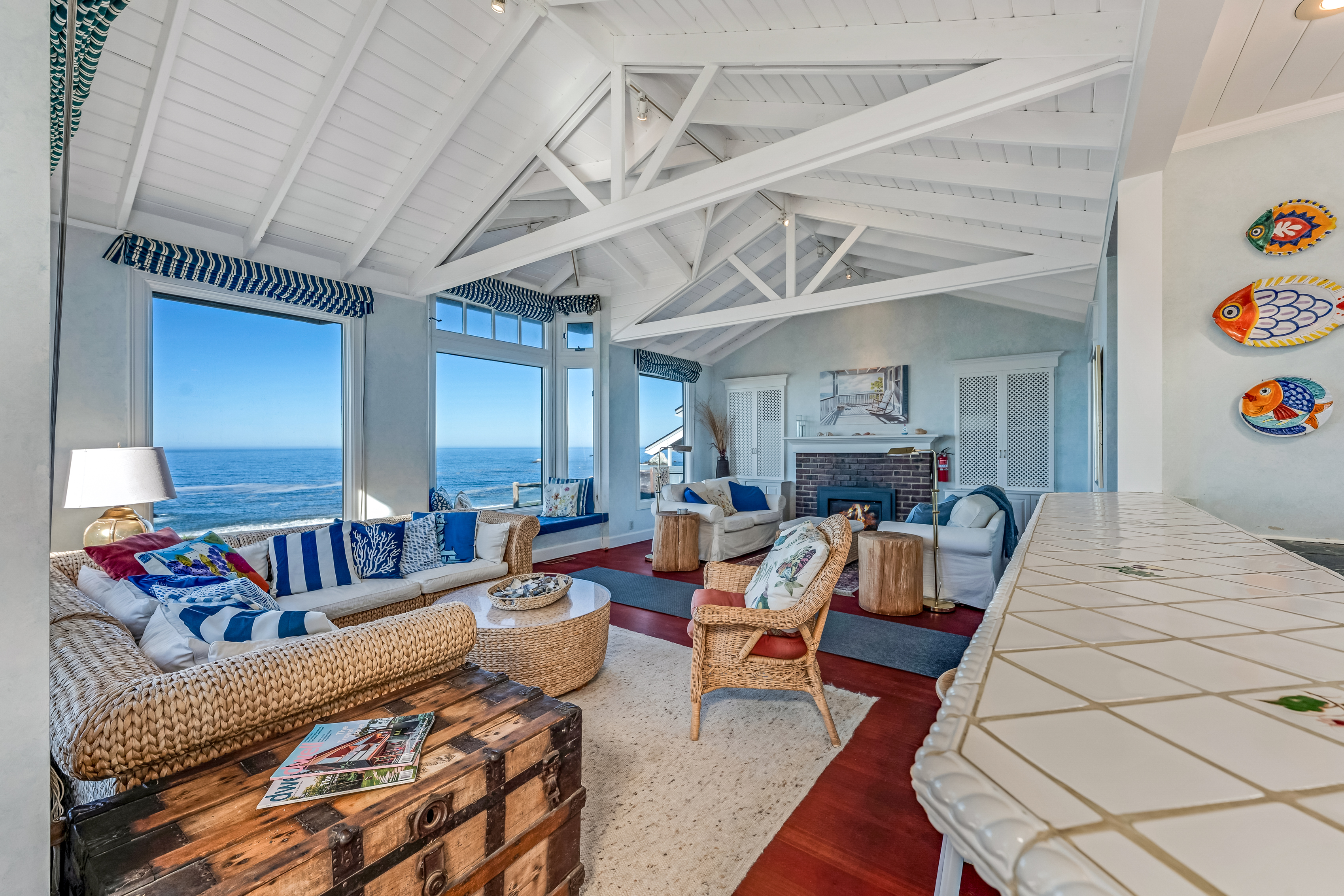 7141 Cliff Avenue, Bodega Bay, CA 94923 - 物件實景