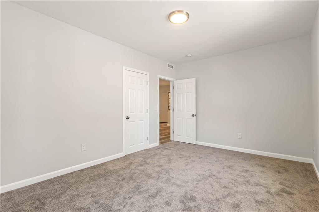 Providence, Rhode Island, 02908, United States, 8 Bedrooms Bedrooms, ,3 BathroomsBathrooms,Residential,For Sale,2006302