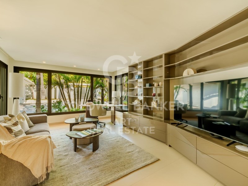 Marbella, Andalusia, ES, 5 Bedrooms Bedrooms, ,5 BathroomsBathrooms,Residential,For Sale,1767301