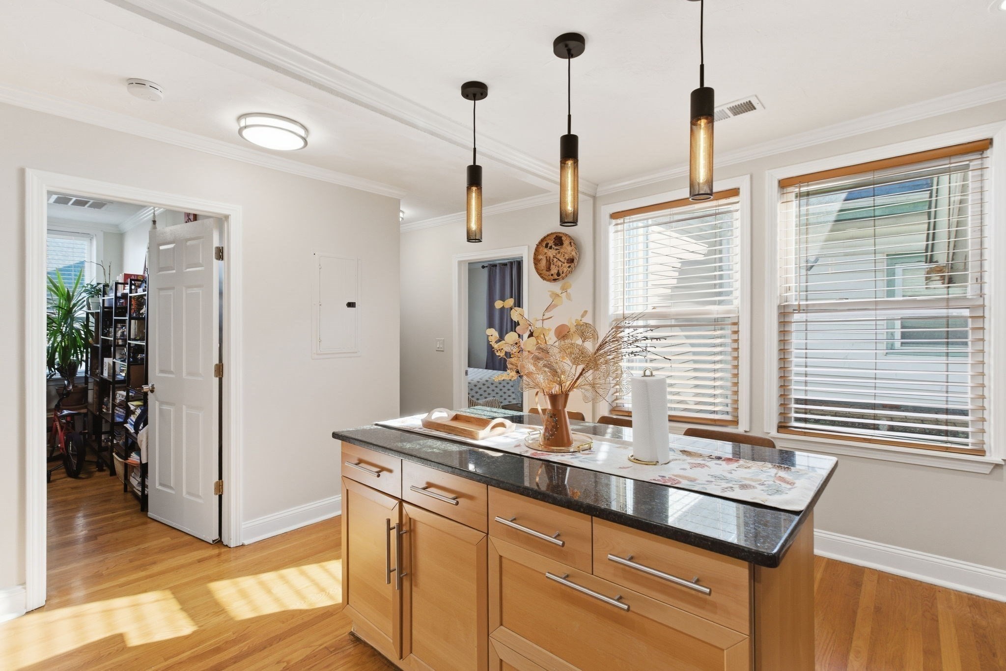 Boston, Massachusetts, 02121, United States, 5 Bedrooms Bedrooms, ,2 BathroomsBathrooms,Residential,For Sale,1993888