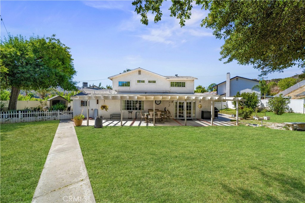 Newhall, California, 91321, United States, 5 Bedrooms Bedrooms, ,4 BathroomsBathrooms,Residential,For Sale,1940368