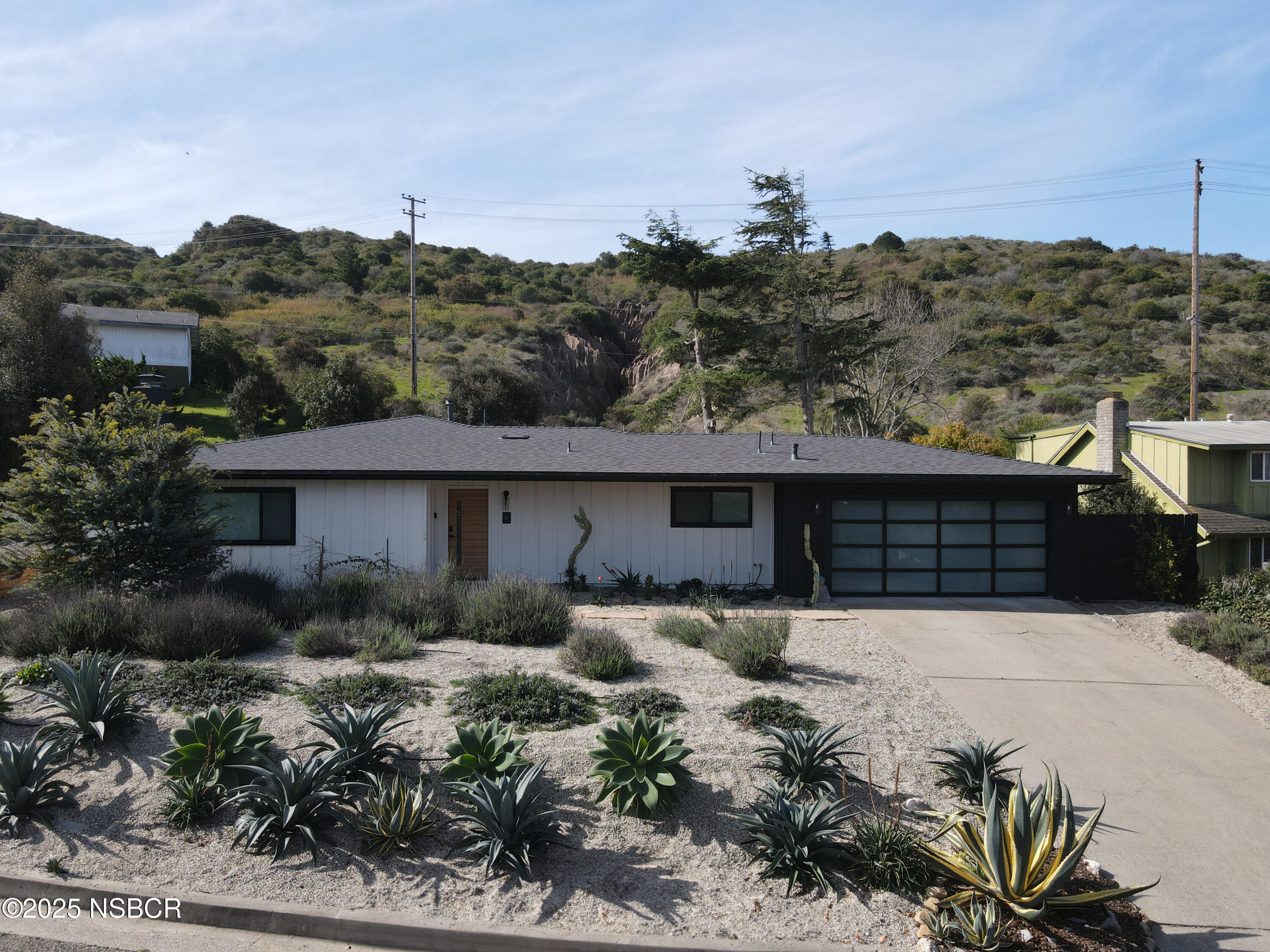 Lompoc, California, 93436, United States, 3 Bedrooms Bedrooms, ,2 BathroomsBathrooms,Residential,For Sale,1944783