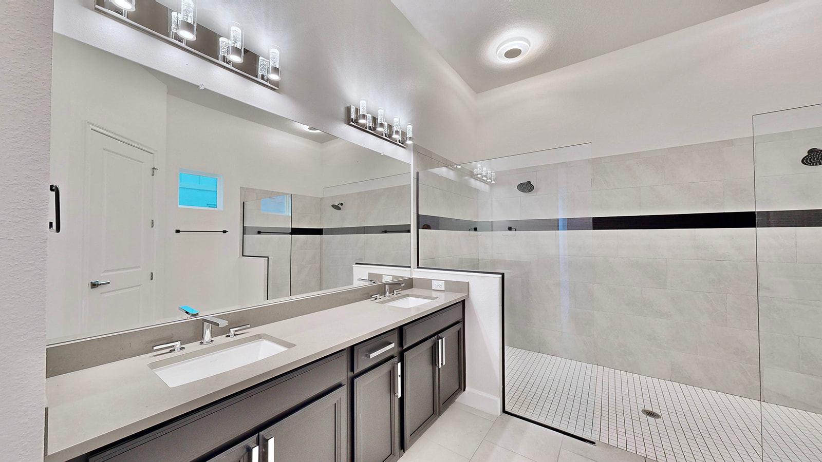 Apollo Beach, Florida, 33572, United States, 4 Bedrooms Bedrooms, ,4 BathroomsBathrooms,Residential,For Sale,1876740