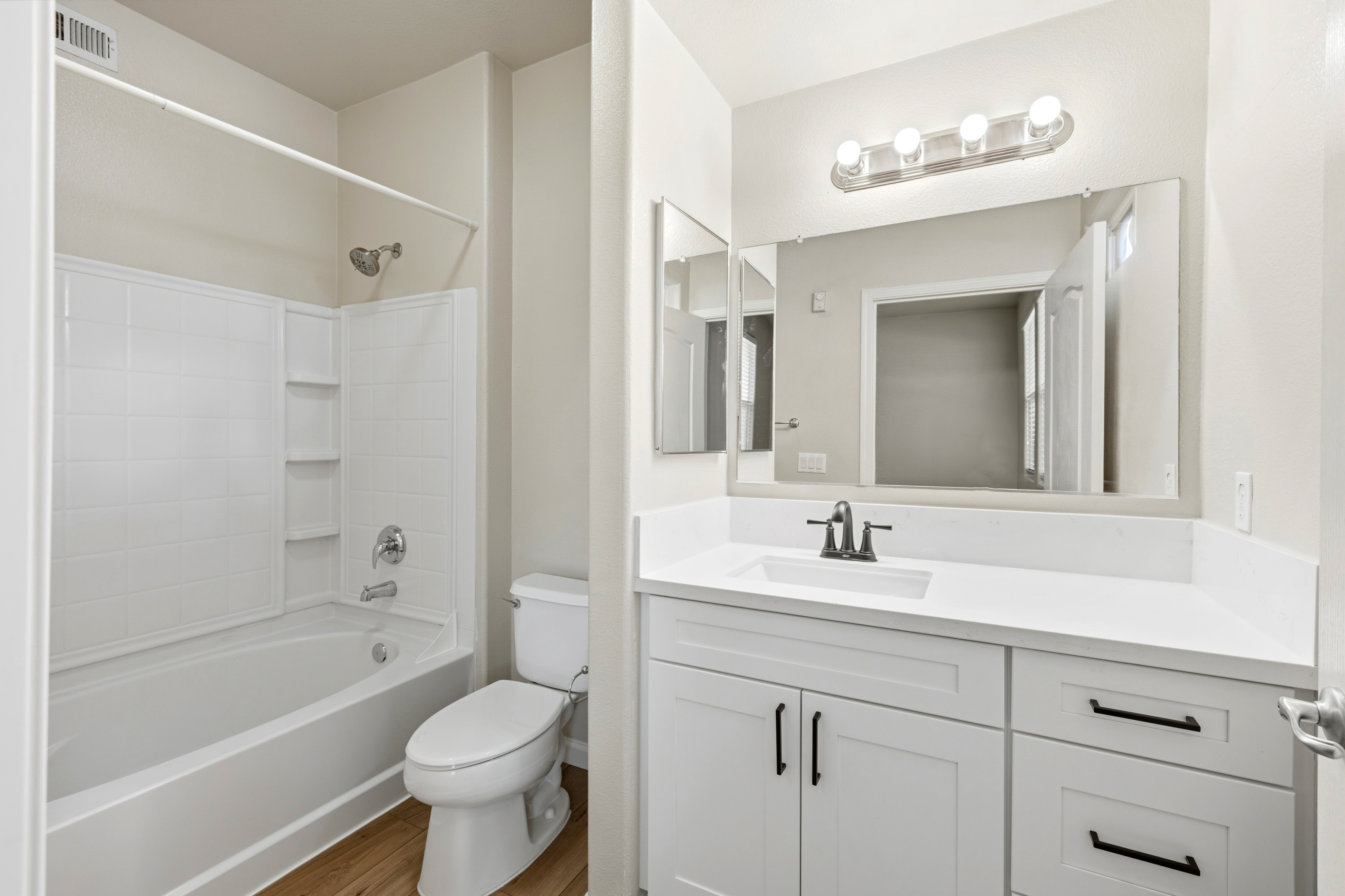  1900 Danbrook Drive, Sacramento, CA 95835 - 物件實景